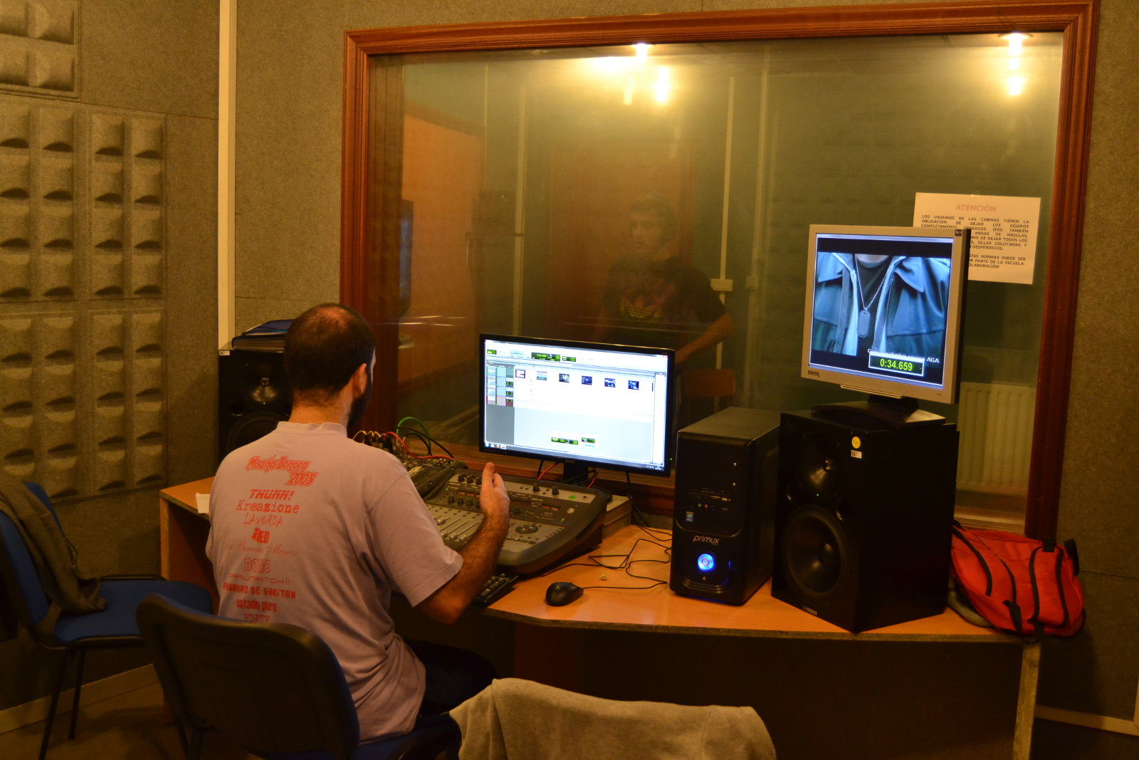 Escuela de Imagen y Sonido de Vigo EISV. Instalaciones de grabación de audio - Estudio de Foley - Control de Foley